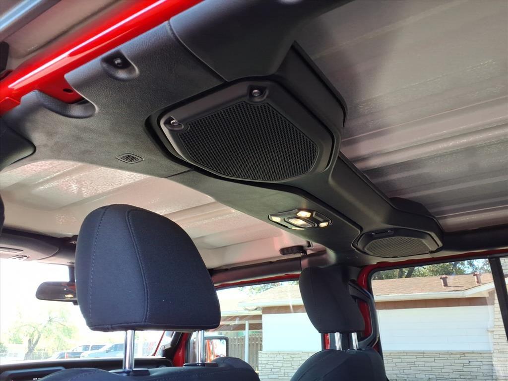 used 2022 Jeep Gladiator car, priced at $30,994