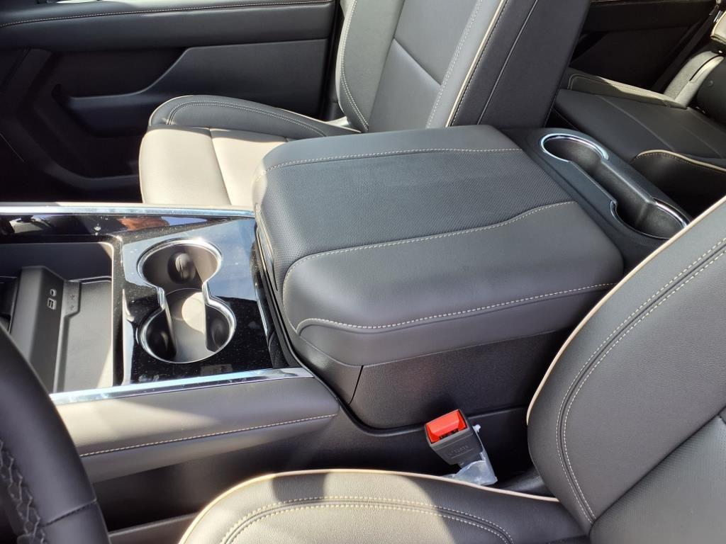 new 2025 Chevrolet Tahoe car, priced at $71,500