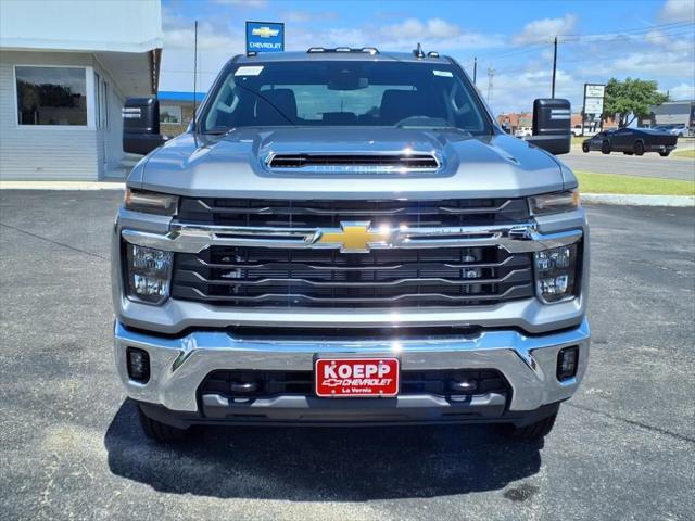new 2025 Chevrolet Silverado 3500 car, priced at $70,000