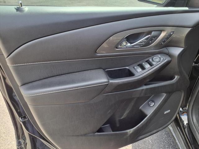 used 2023 Chevrolet Traverse car, priced at $33,791