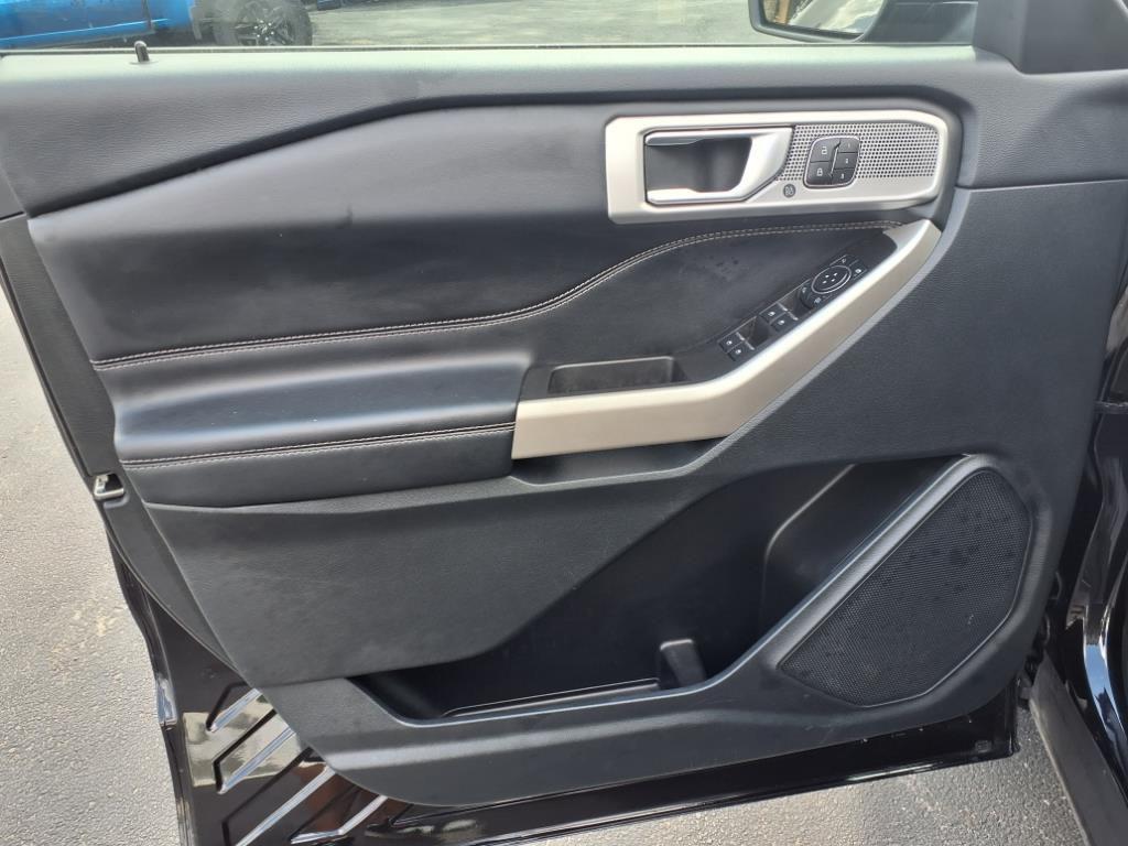 used 2023 Ford Explorer car, priced at $27,894