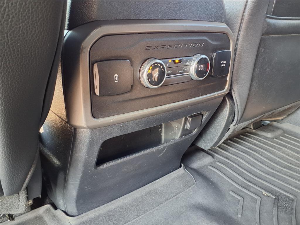 used 2021 Ford Expedition car, priced at $28,291