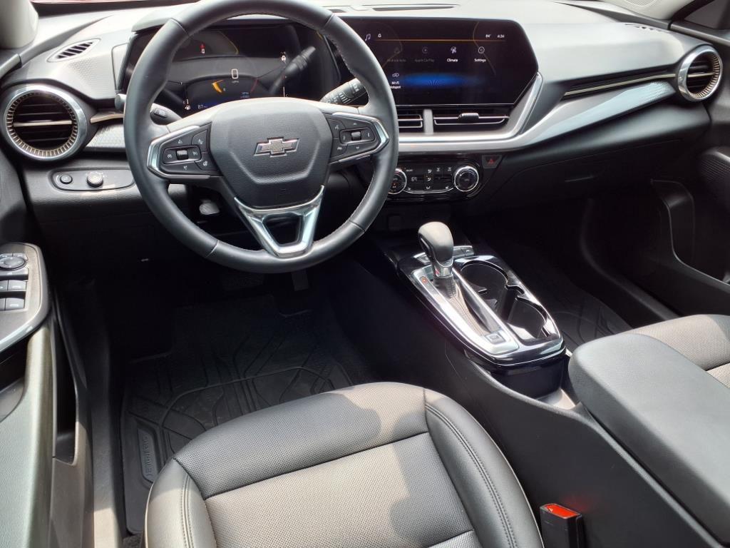 used 2024 Chevrolet Trax car, priced at $22,394