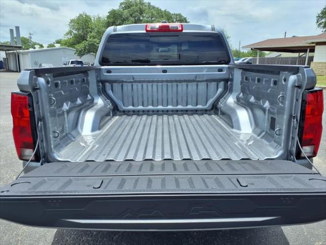 new 2025 Chevrolet Colorado car, priced at $33,140