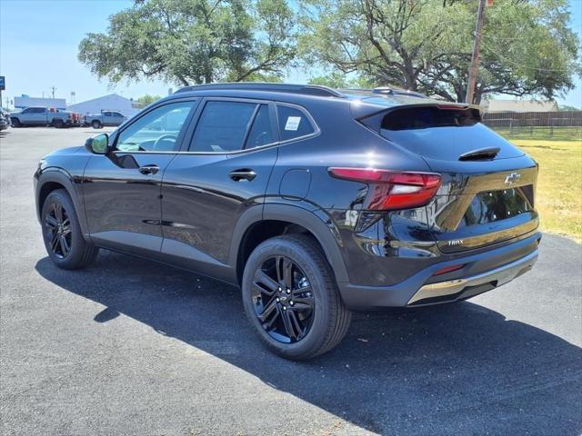 new 2025 Chevrolet Trax car, priced at $25,990