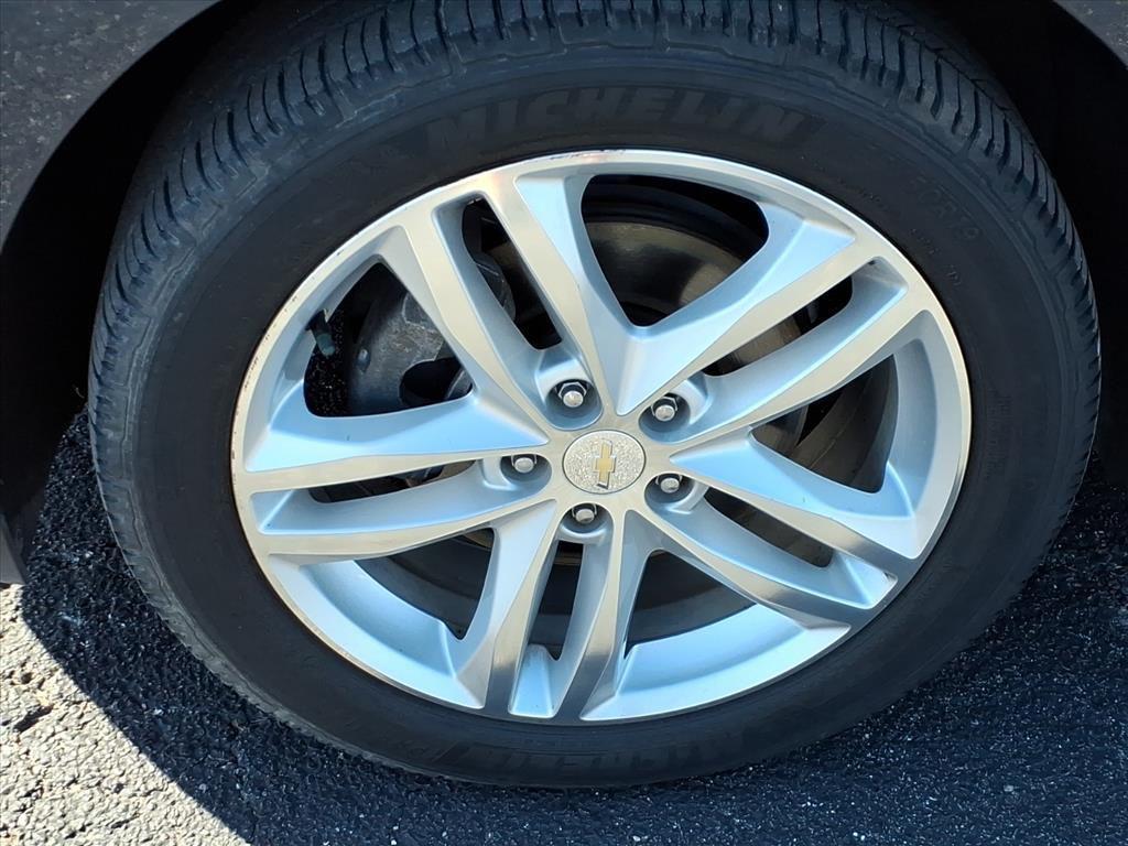 used 2018 Chevrolet Equinox car, priced at $14,591