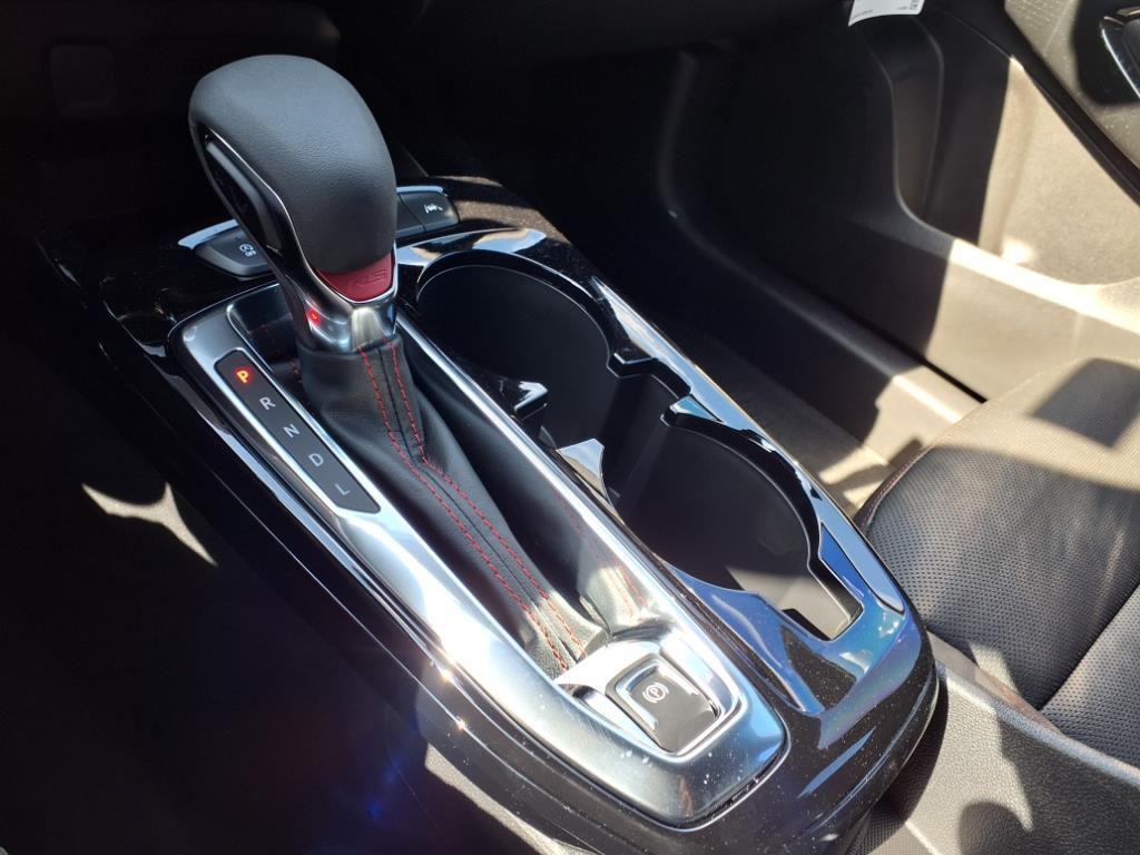 new 2025 Chevrolet Trax car, priced at $25,700