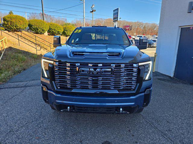 new 2025 GMC Sierra 3500 car, priced at $98,999