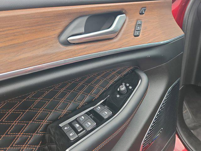 used 2022 Jeep Grand Cherokee car, priced at $46,000