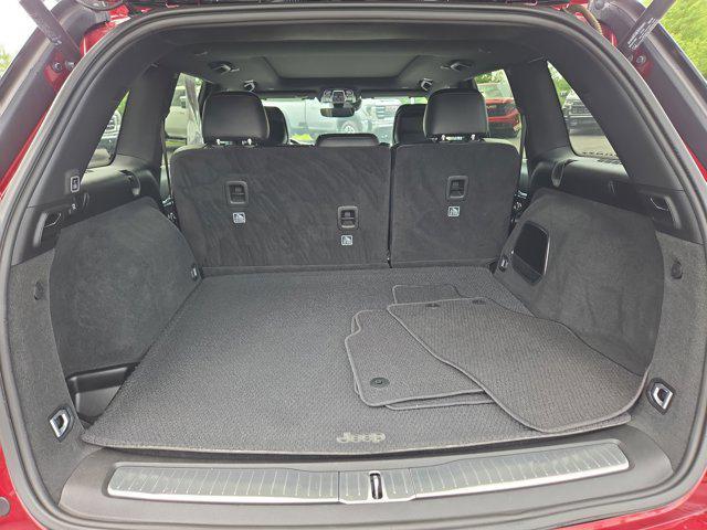 used 2022 Jeep Grand Cherokee car, priced at $46,000