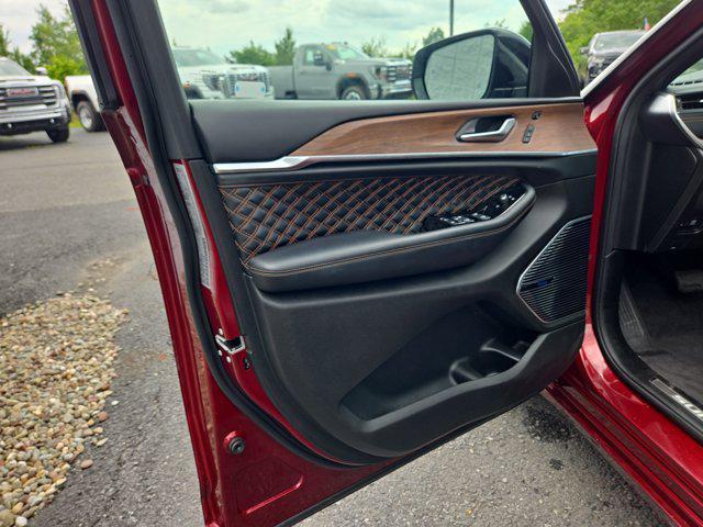 used 2022 Jeep Grand Cherokee car, priced at $46,000
