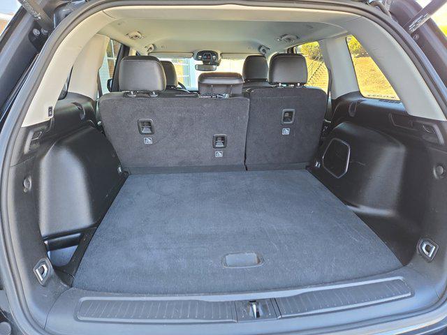 used 2023 Jeep Grand Cherokee car, priced at $32,000