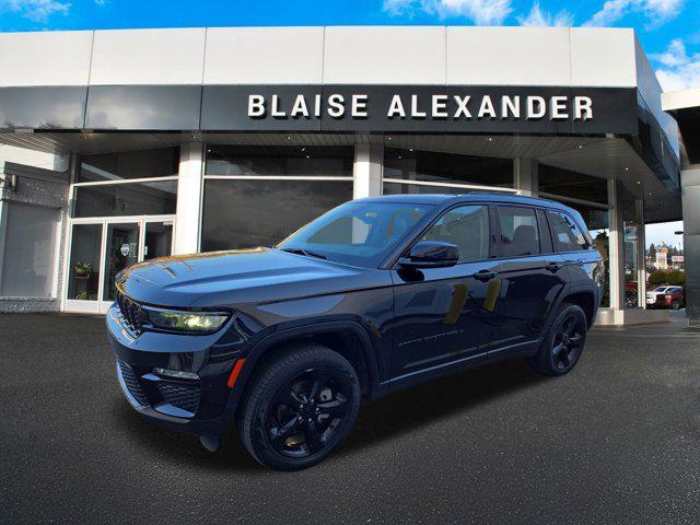 used 2023 Jeep Grand Cherokee car, priced at $32,000