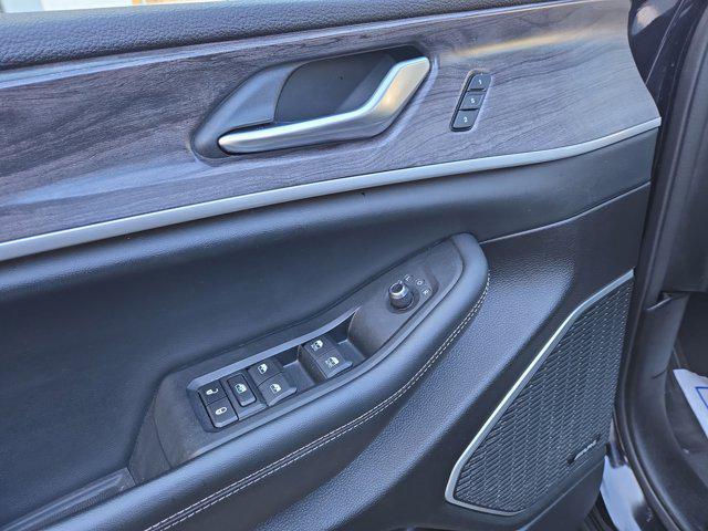 used 2023 Jeep Grand Cherokee car, priced at $32,000