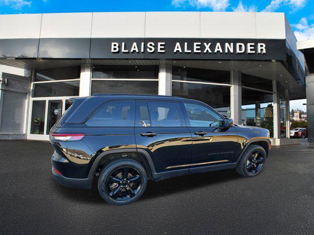 used 2023 Jeep Grand Cherokee car, priced at $32,000