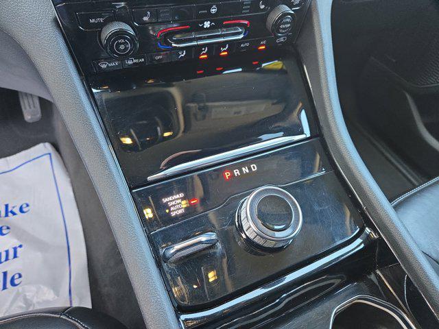 used 2023 Jeep Grand Cherokee car, priced at $32,000