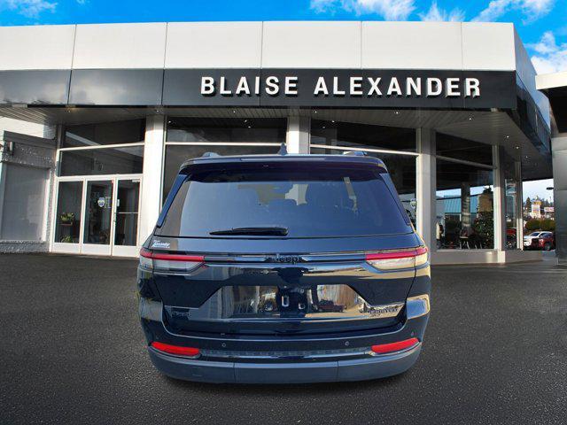 used 2023 Jeep Grand Cherokee car, priced at $32,000