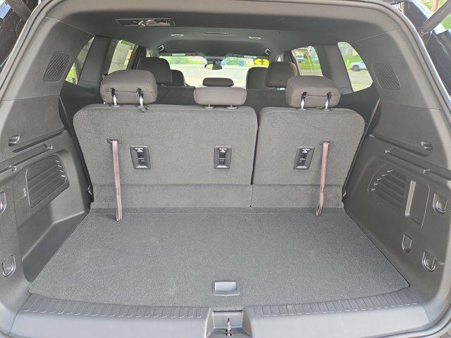 new 2025 GMC Acadia car, priced at $46,675