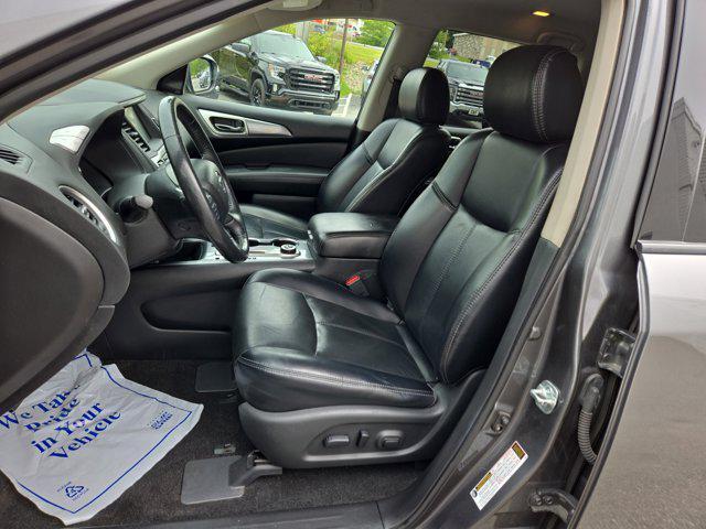 used 2018 Nissan Pathfinder car, priced at $14,000