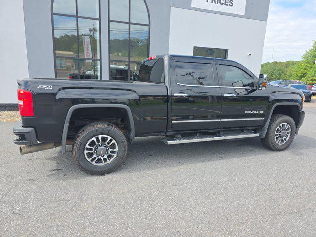 used 2019 GMC Sierra 2500 car, priced at $40,000