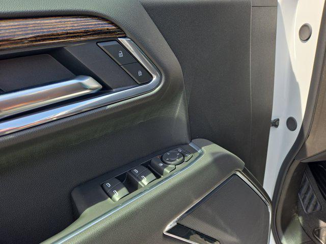 new 2025 GMC Sierra 1500 car, priced at $49,633