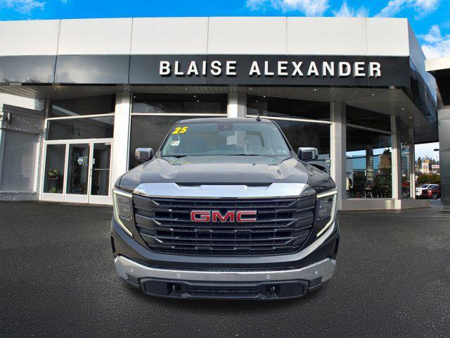 new 2025 GMC Sierra 1500 car, priced at $41,630