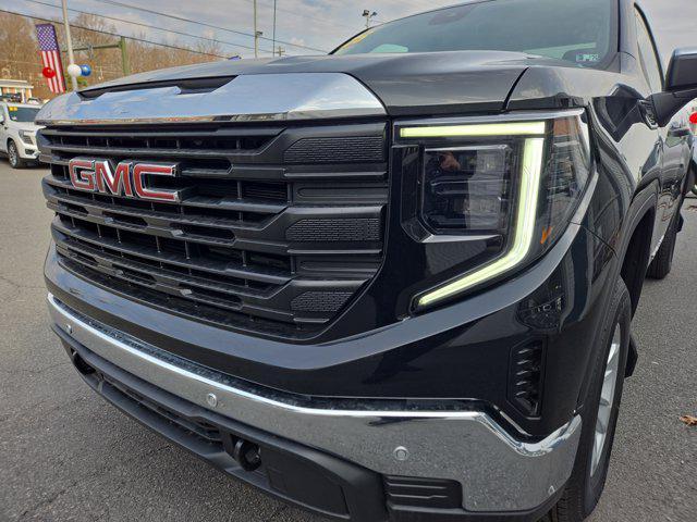 new 2025 GMC Sierra 1500 car, priced at $41,630