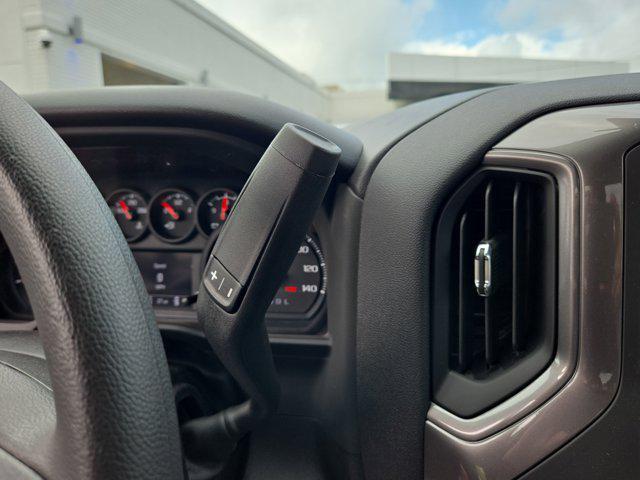 new 2025 GMC Sierra 1500 car, priced at $47,554