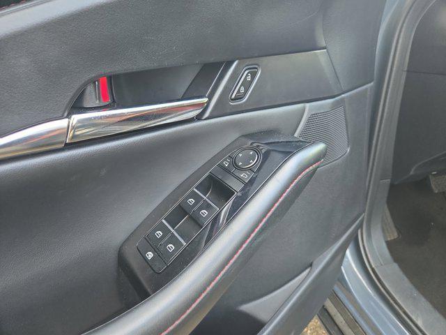 used 2024 Mazda CX-30 car, priced at $27,000