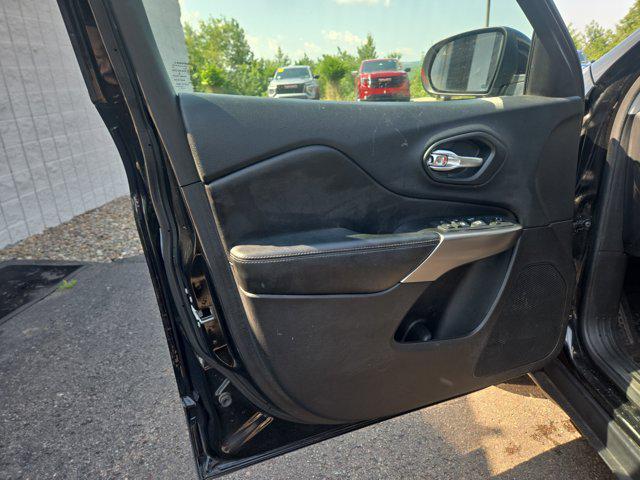 used 2020 Jeep Cherokee car, priced at $17,000