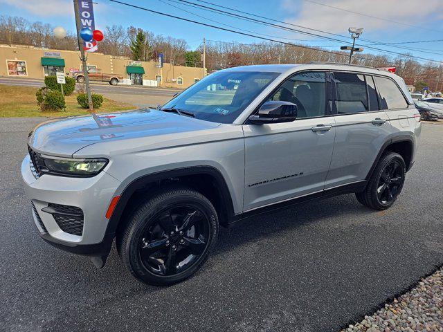 used 2024 Jeep Grand Cherokee car