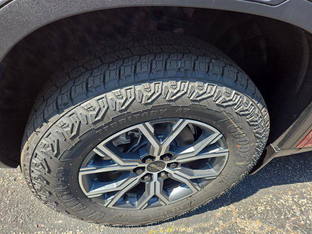 new 2025 GMC Acadia car, priced at $56,699