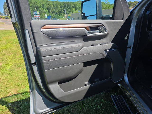 new 2025 GMC Sierra 3500 car, priced at $90,899