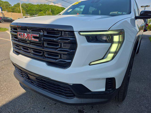 new 2025 GMC Acadia car, priced at $47,895