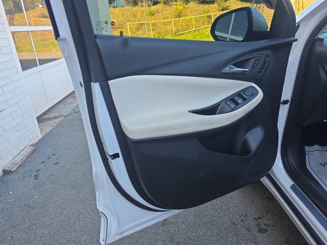 used 2024 Buick Encore GX car, priced at $25,500