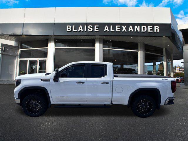 used 2023 GMC Sierra 1500 car, priced at $43,500
