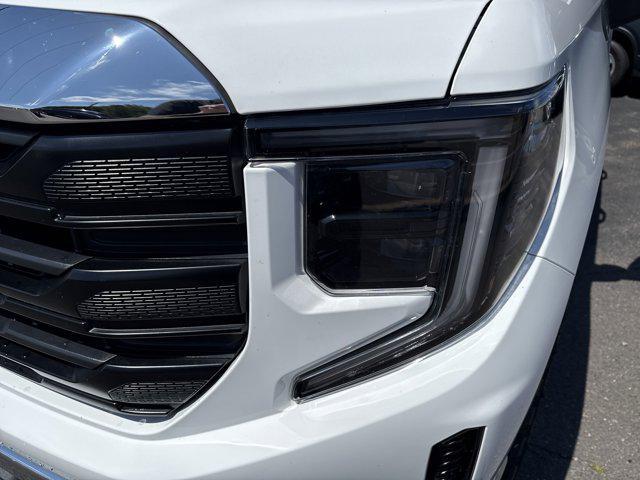 used 2023 GMC Sierra 1500 car, priced at $43,500