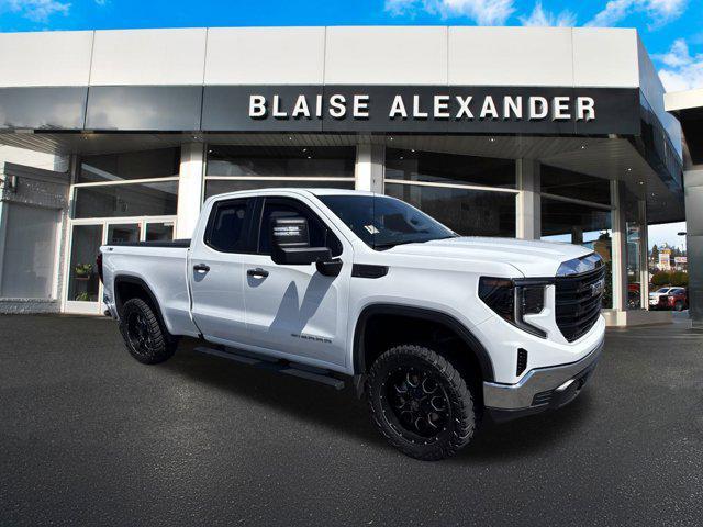 used 2023 GMC Sierra 1500 car, priced at $44,500