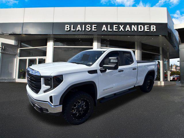 used 2023 GMC Sierra 1500 car, priced at $43,500