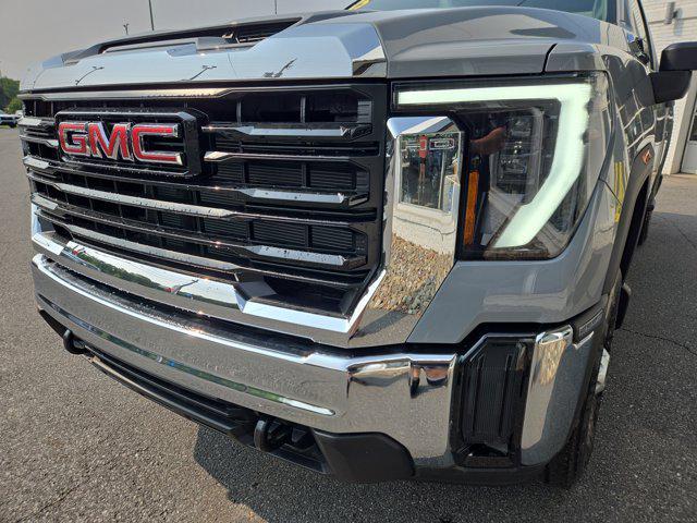 new 2025 GMC Sierra 2500 car, priced at $51,200