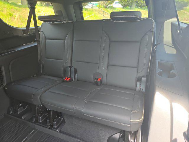 new 2025 GMC Yukon XL car, priced at $80,265