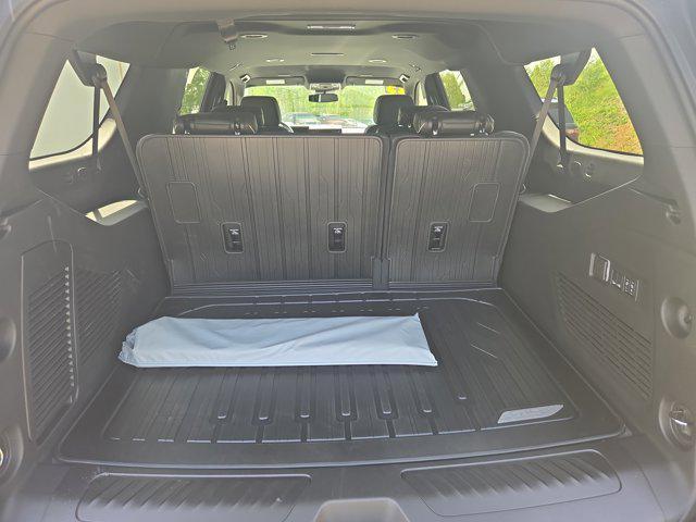 new 2025 GMC Yukon XL car, priced at $80,265
