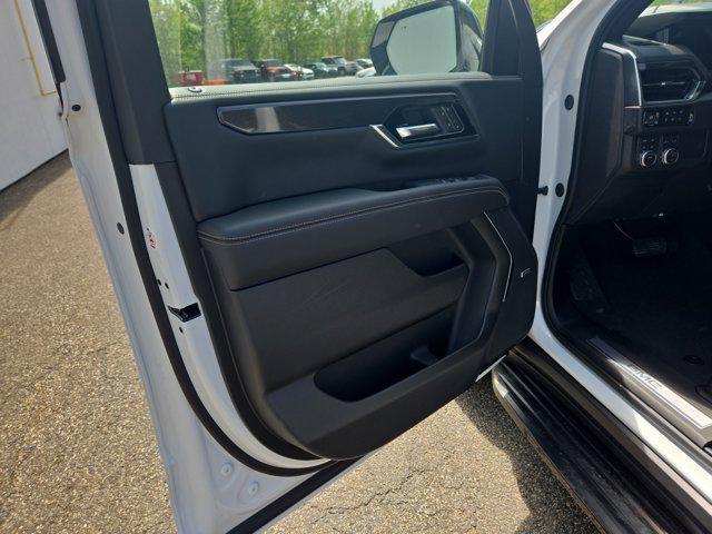 new 2025 GMC Yukon XL car, priced at $80,265