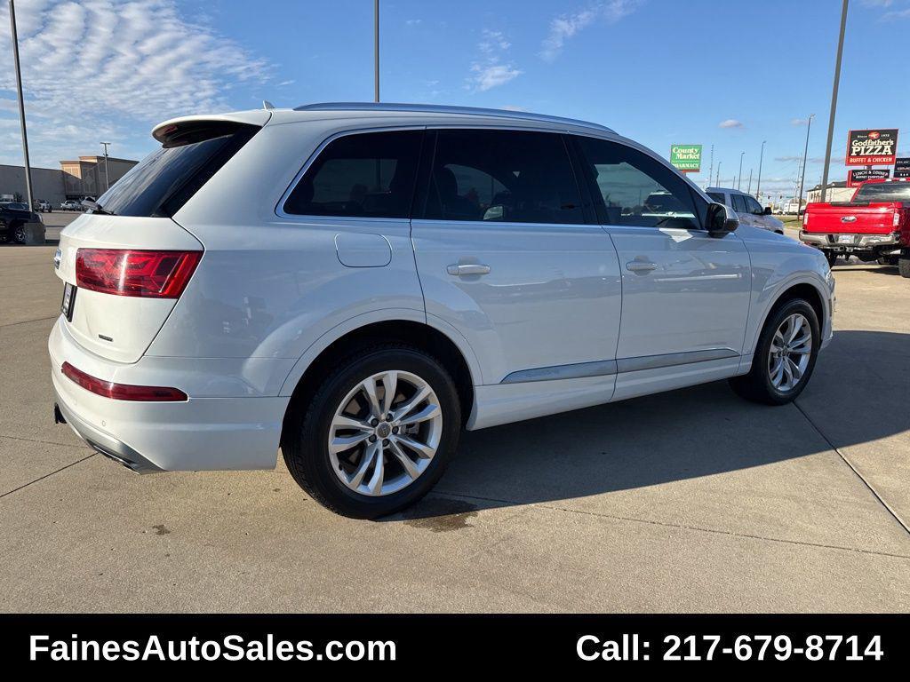 used 2018 Audi Q7 car, priced at $18,999