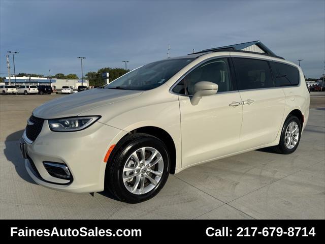 used 2021 Chrysler Pacifica car, priced at $22,999