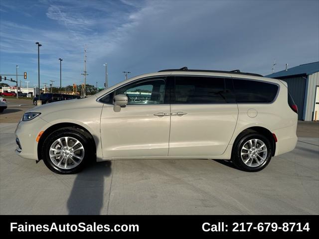 used 2021 Chrysler Pacifica car, priced at $22,999