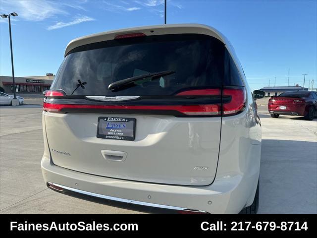 used 2021 Chrysler Pacifica car, priced at $22,999