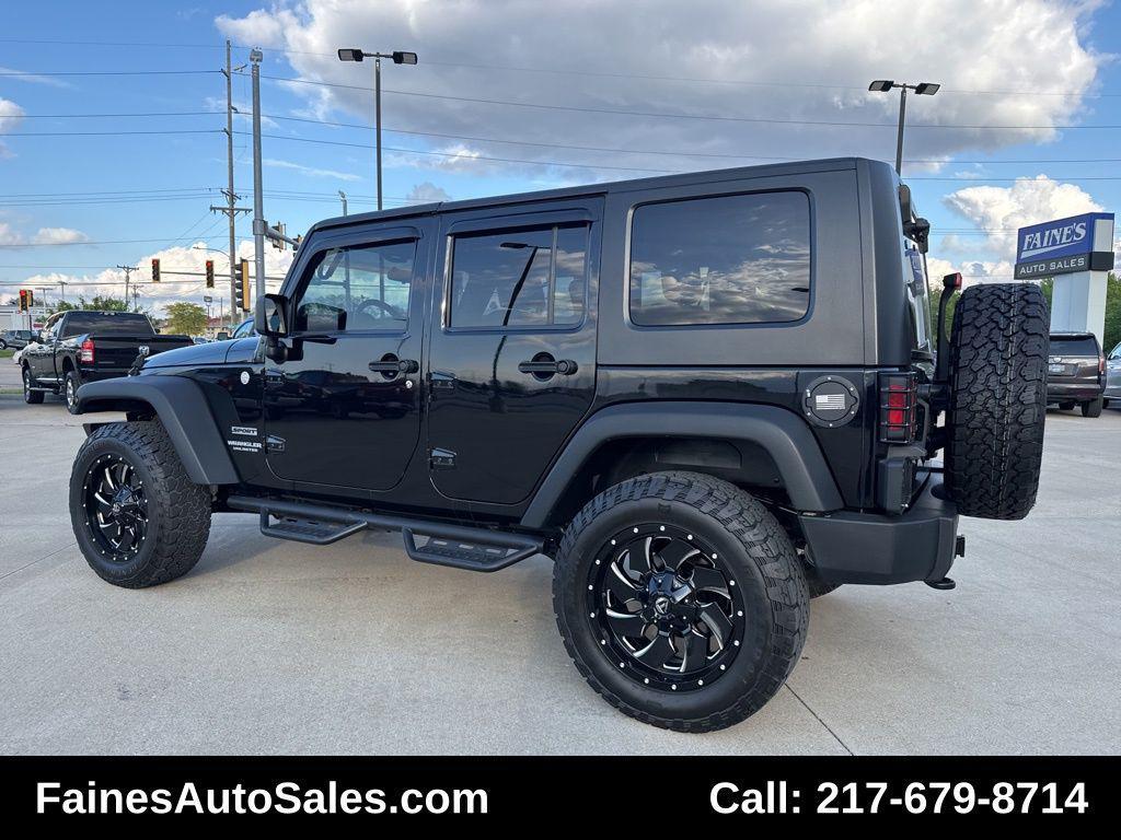 used 2010 Jeep Wrangler Unlimited car, priced at $15,999