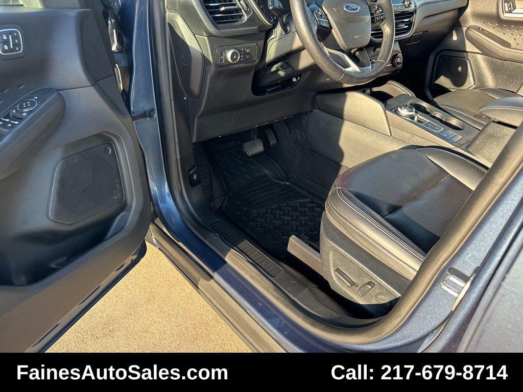 used 2020 Ford Escape car, priced at $16,999