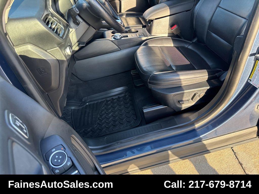 used 2020 Ford Escape car, priced at $16,999